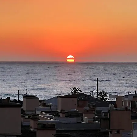 T2 With Sea View In Apartmán