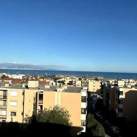 T2 With Sea View In