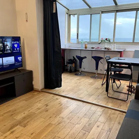 T2 With Sea View In * Antibes